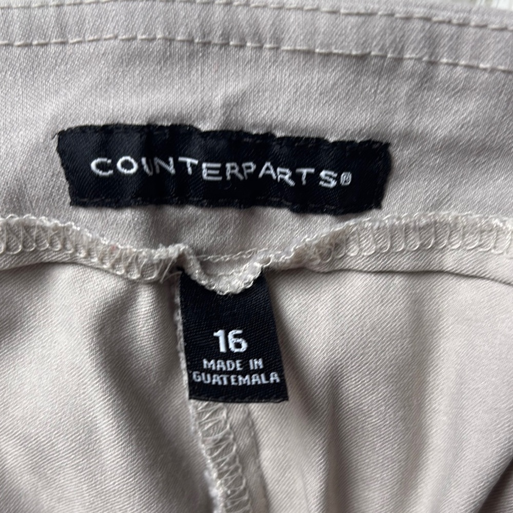 Counterparts Tan Capris